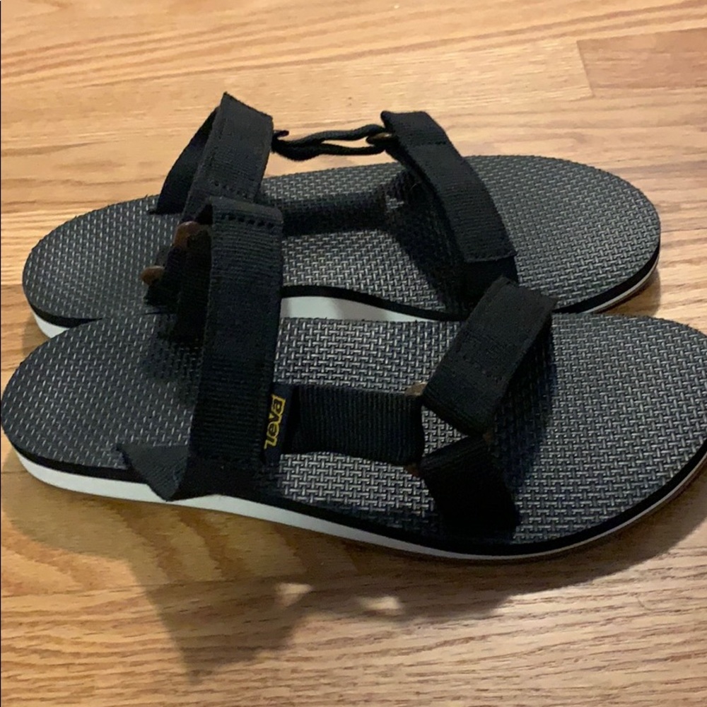 Teva universal slide sandal
